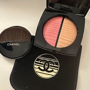 CHANEL Blush Duo - Vibrant Pink and Shimmering Gold eclat du soir